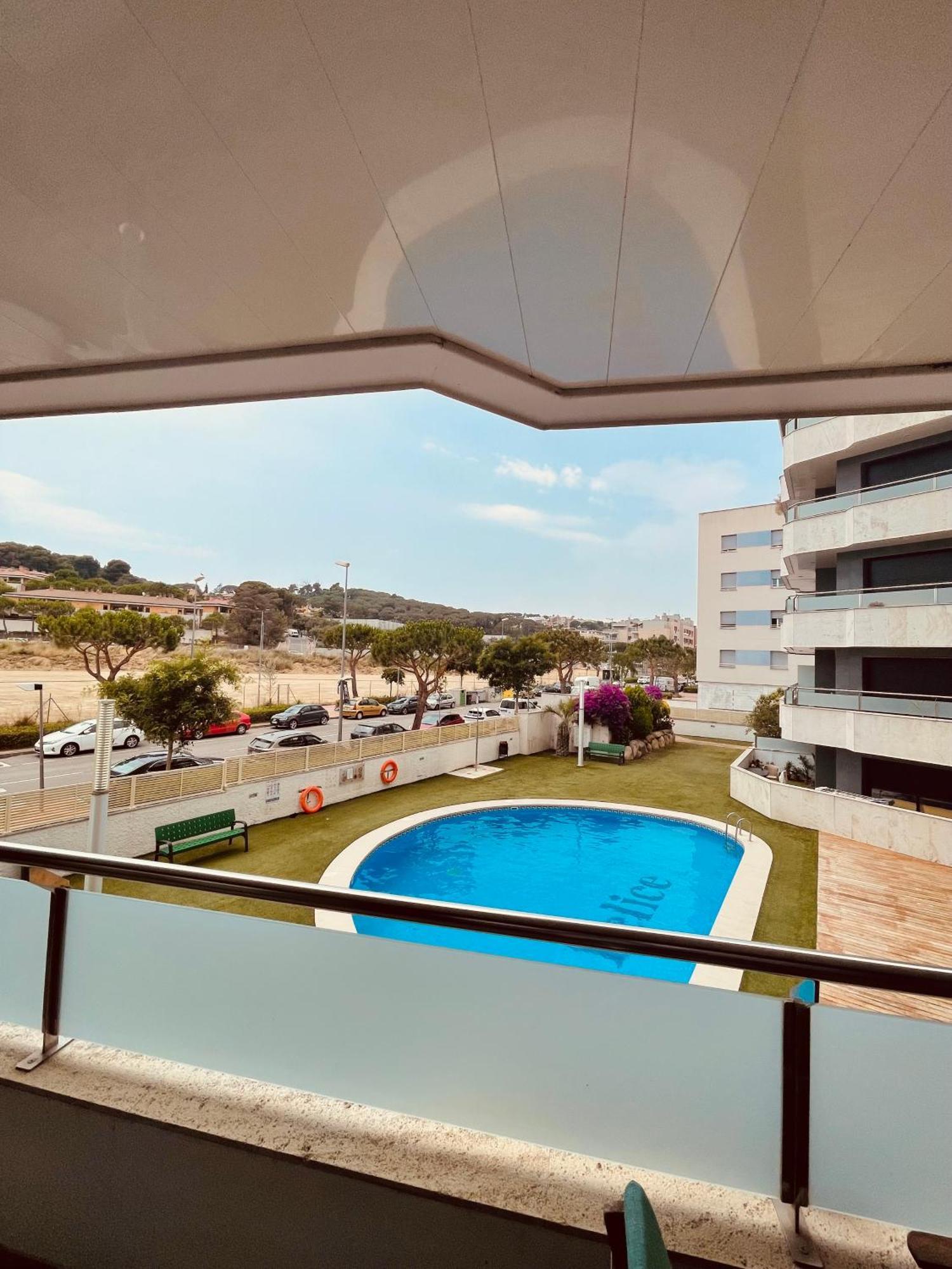 Relax Apartamento Playa Fenals リョレート・デ・マル エクステリア 写真